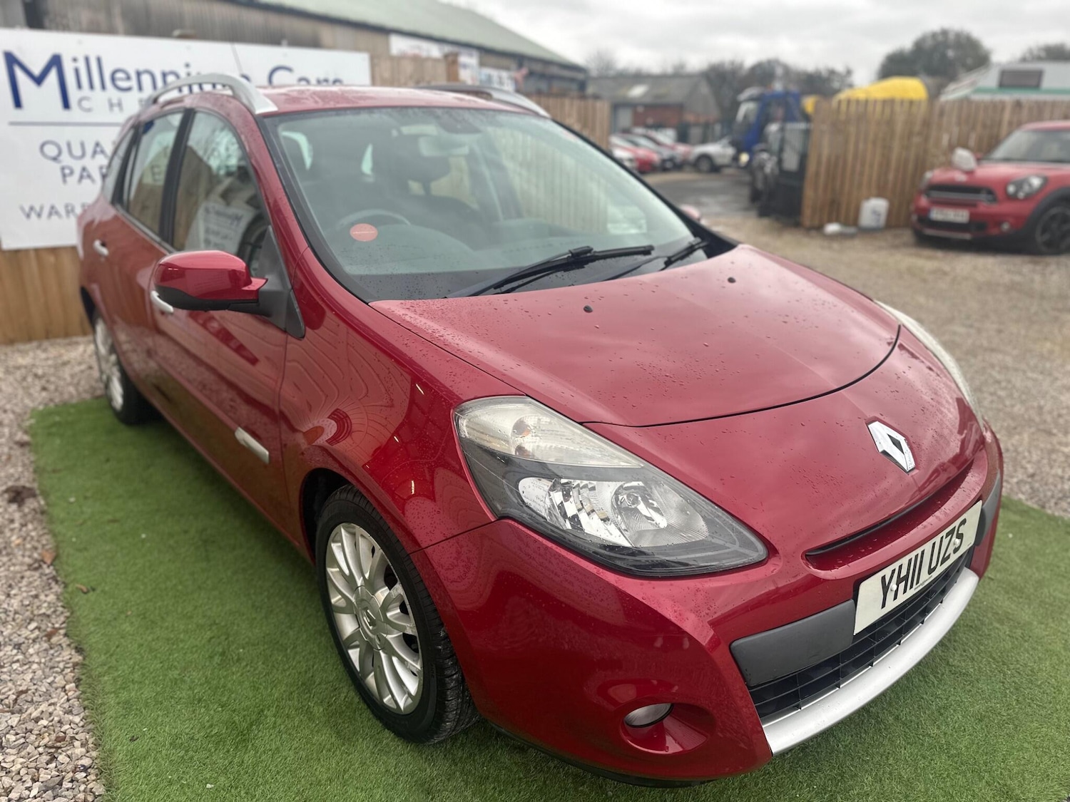 Used Renault Clio 2011 for sale - 76473821: Photo 4