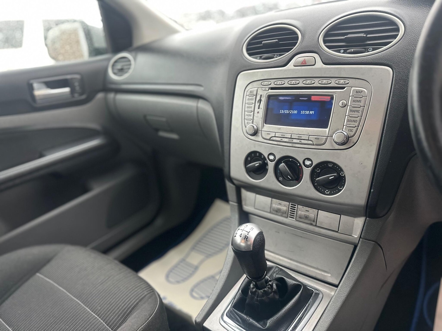 Used Ford Focus 2011 for sale - 76887343: Photo 16