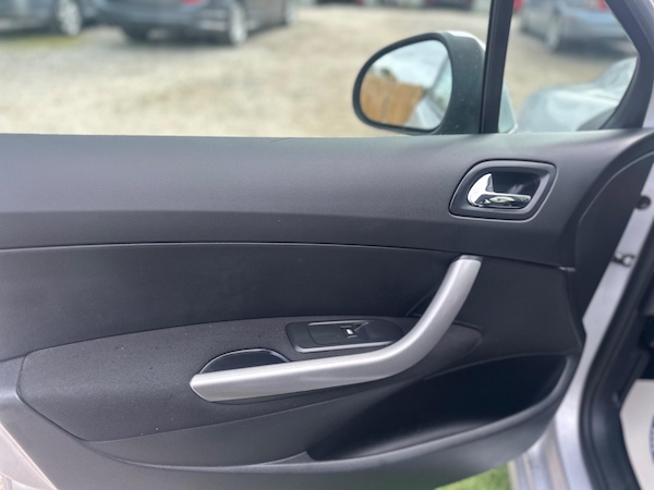 Used Peugeot 308 2012 for sale - 75720750: Photo 17