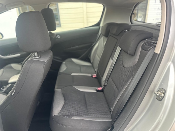 Used Peugeot 308 2012 for sale - 75720750: Photo 18