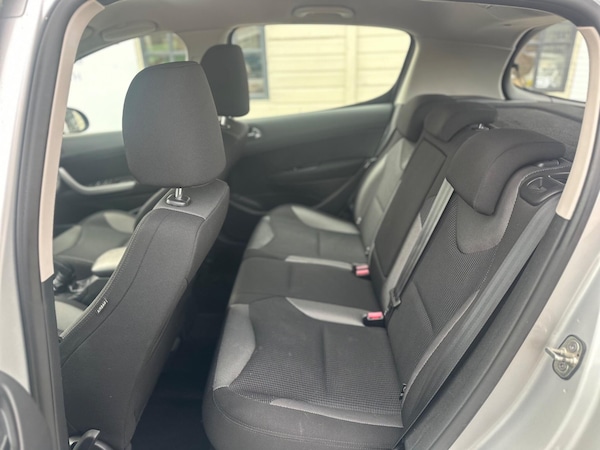Used Peugeot 308 2012 for sale - 75720750: Photo 19