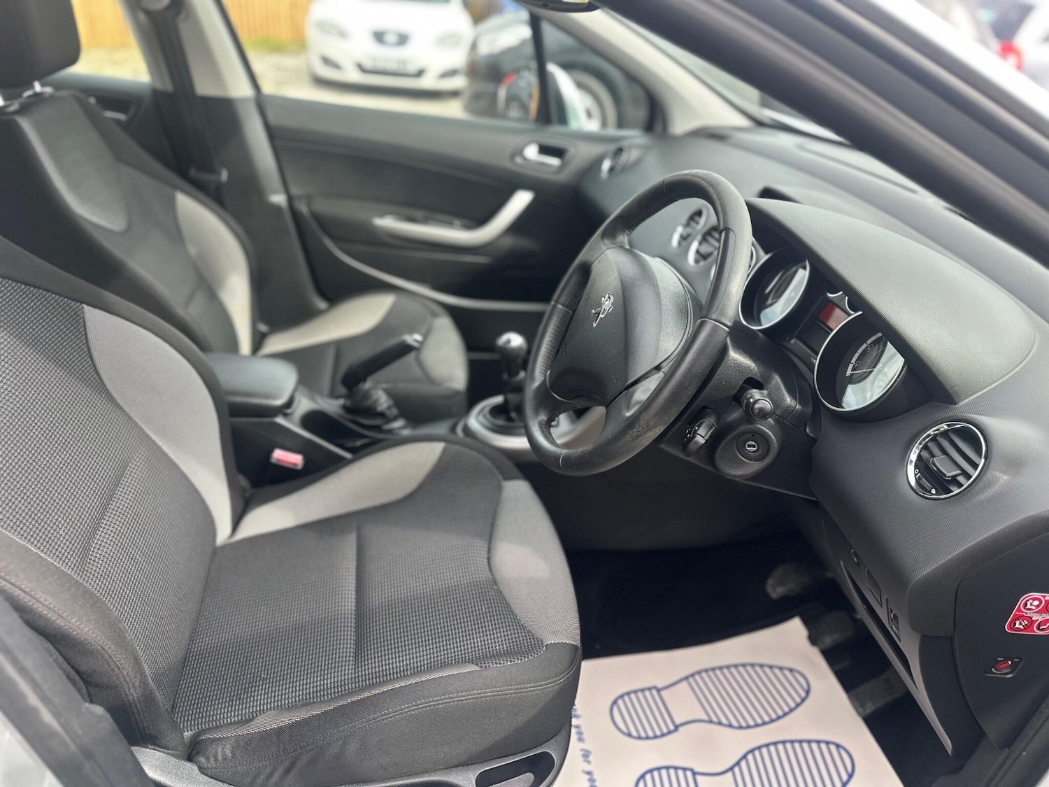 Vehicle 29