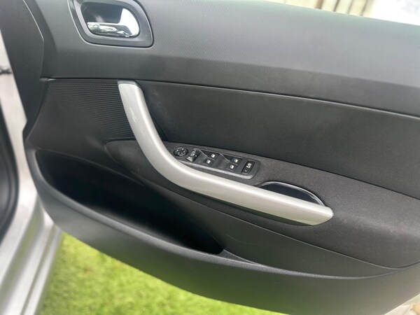 Used Peugeot 308 2012 for sale - 75720750: Photo 36