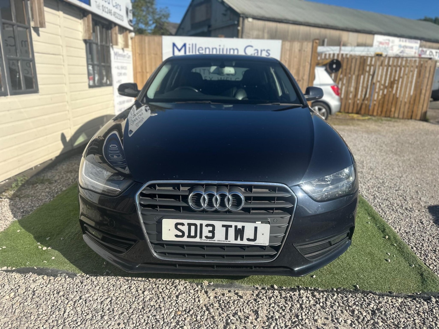 Used Audi A4 2013 for sale - 76032100: Photo 4