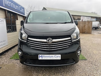 Used Vauxhall Vivaro 2017 for sale - 77538589: Photo