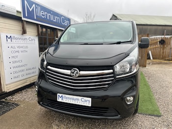 Used Vauxhall Vivaro 2017 for sale - 77538589: Photo