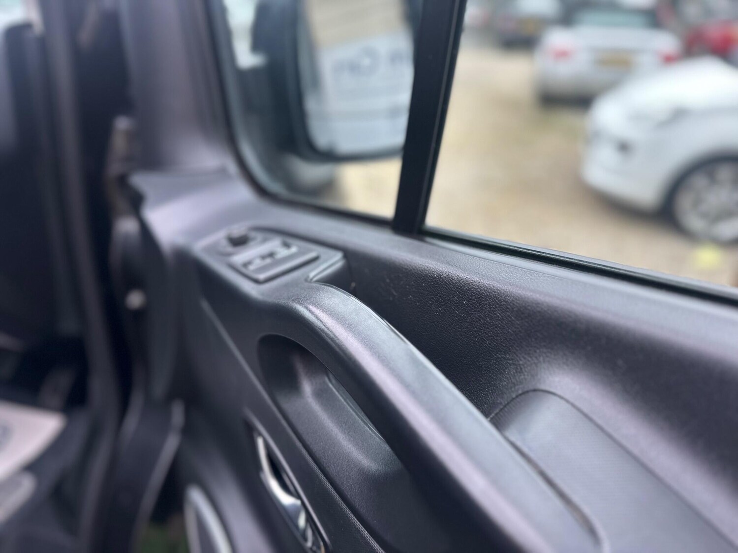 Used Vauxhall Vivaro for sale - 77538589: Photo 41