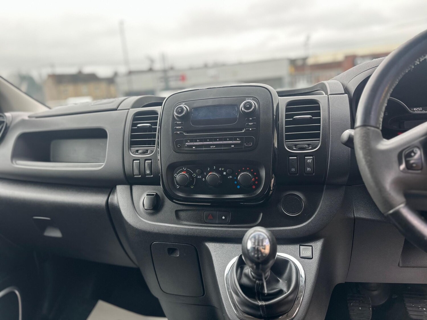 Used Vauxhall Vivaro for sale - 77538589: Photo 44