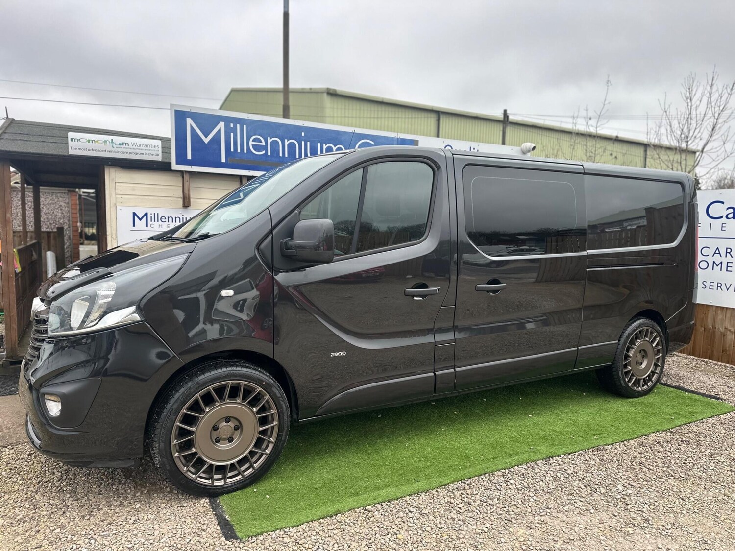 Used Vauxhall Vivaro for sale - 77538589: Photo 8