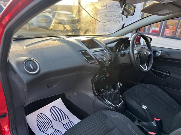 Used Ford Fiesta 2014 for sale - 73870273: Photo 17
