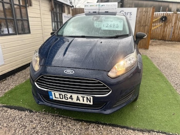 Used Ford Fiesta Van 2015 for sale - 76887353: Photo
