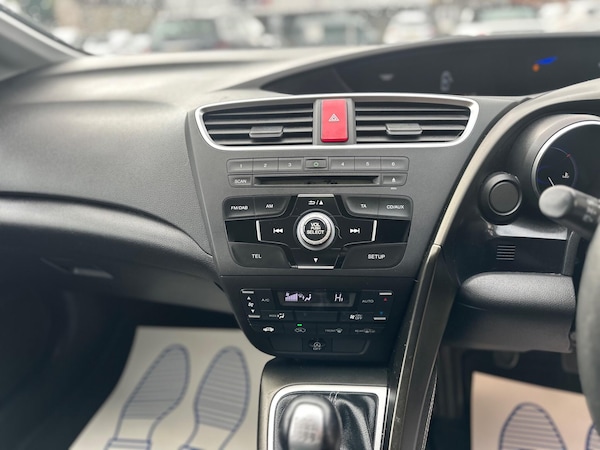 Used Honda Civic 2014 for sale - 76072496: Photo 16