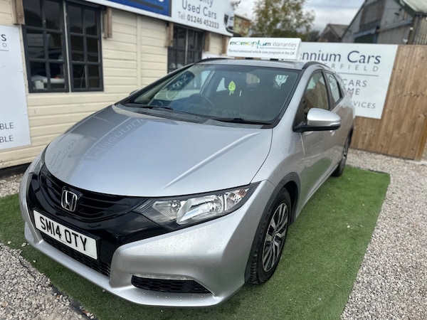 Used Honda Civic 2014 for sale - 76072496: Photo 2