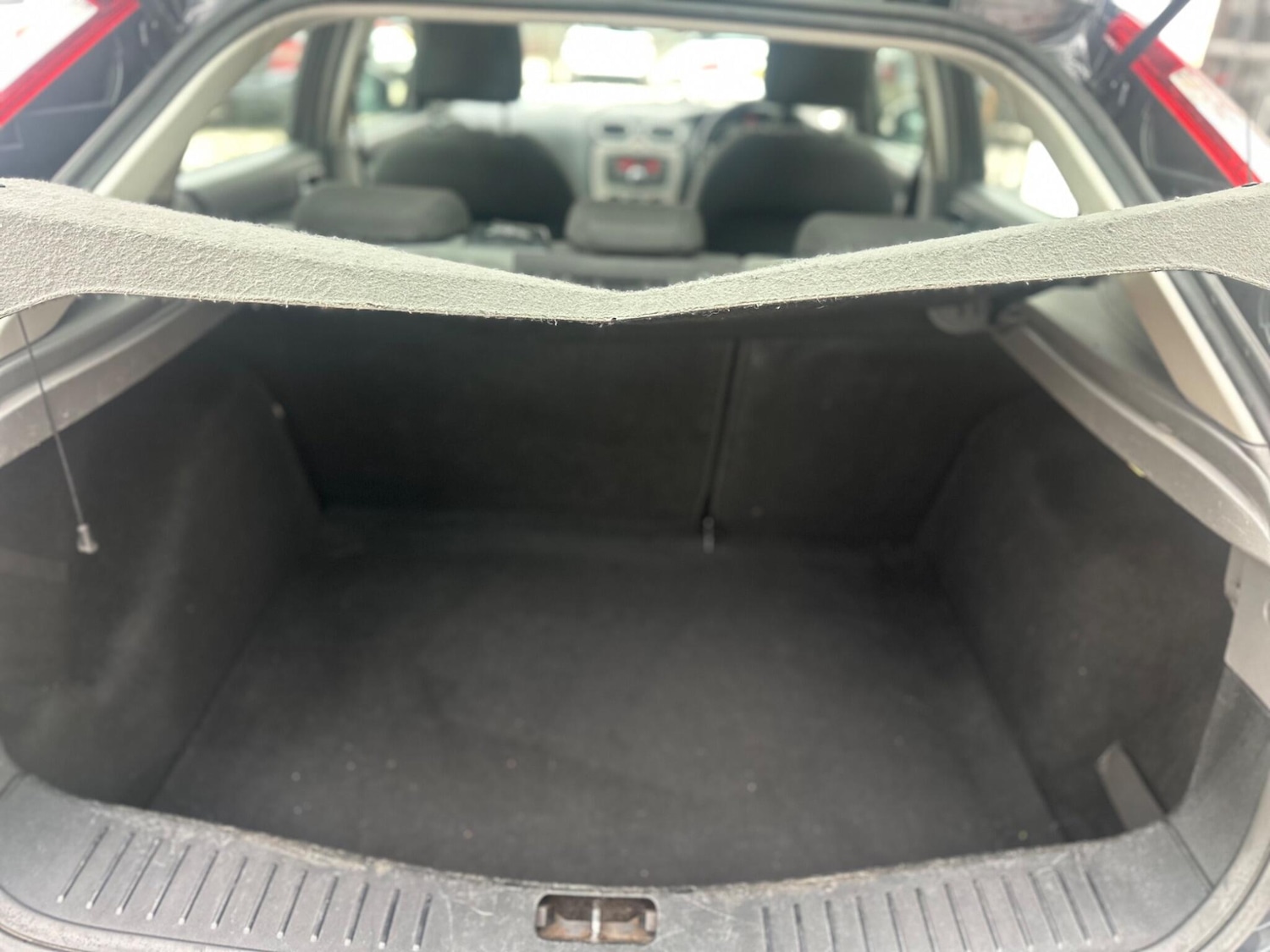 Used Ford Focus 2009 for sale - 76239096: Photo 20