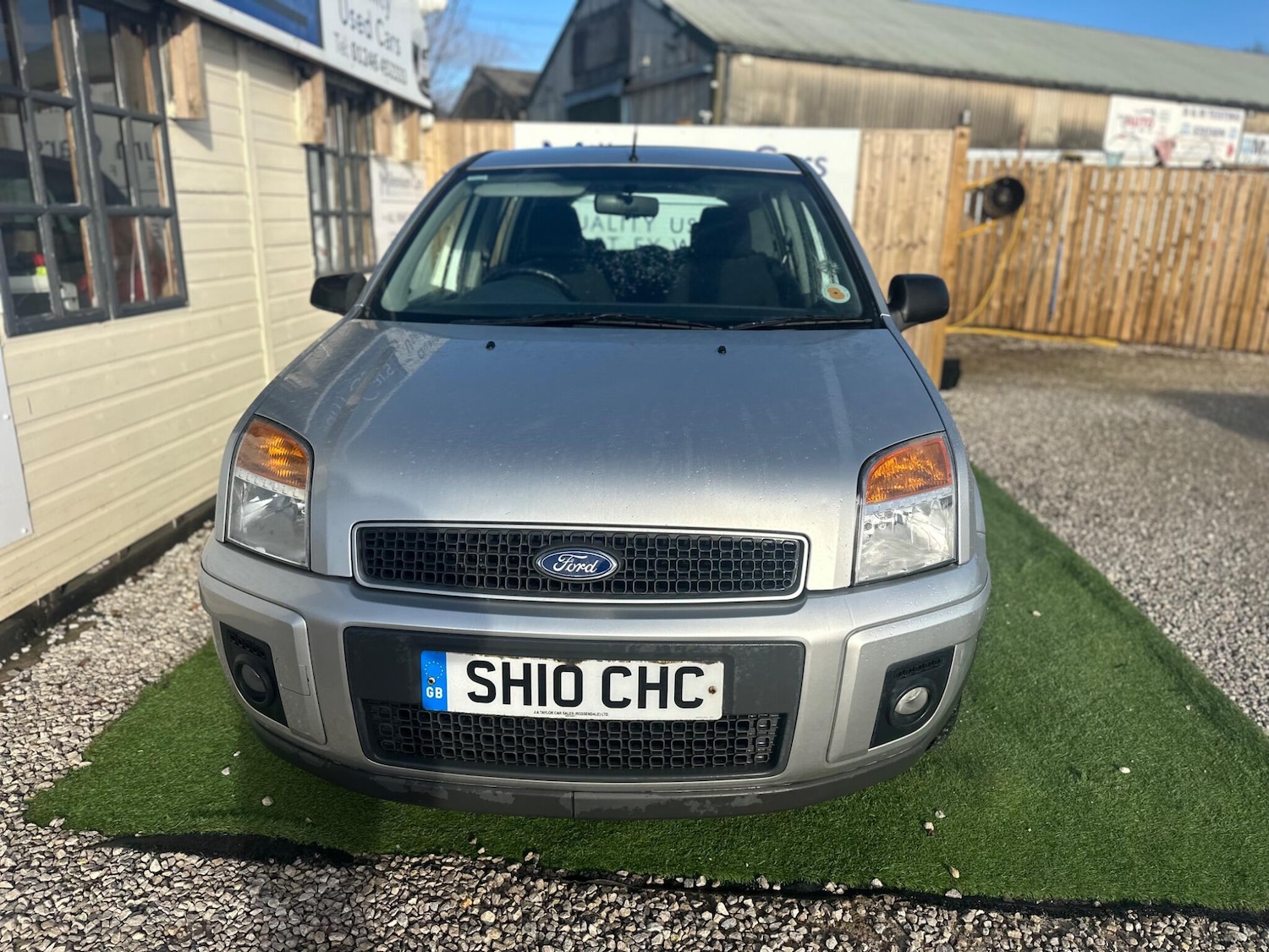 Used Ford Fusion 2010 for sale - 76994050: Photo 4