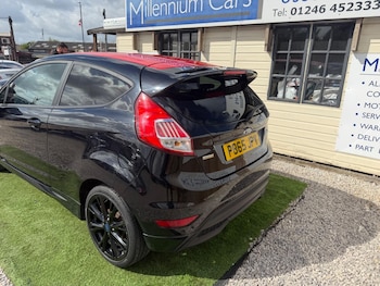 Used Ford Fiesta 2015 for sale - 79248199: Photo