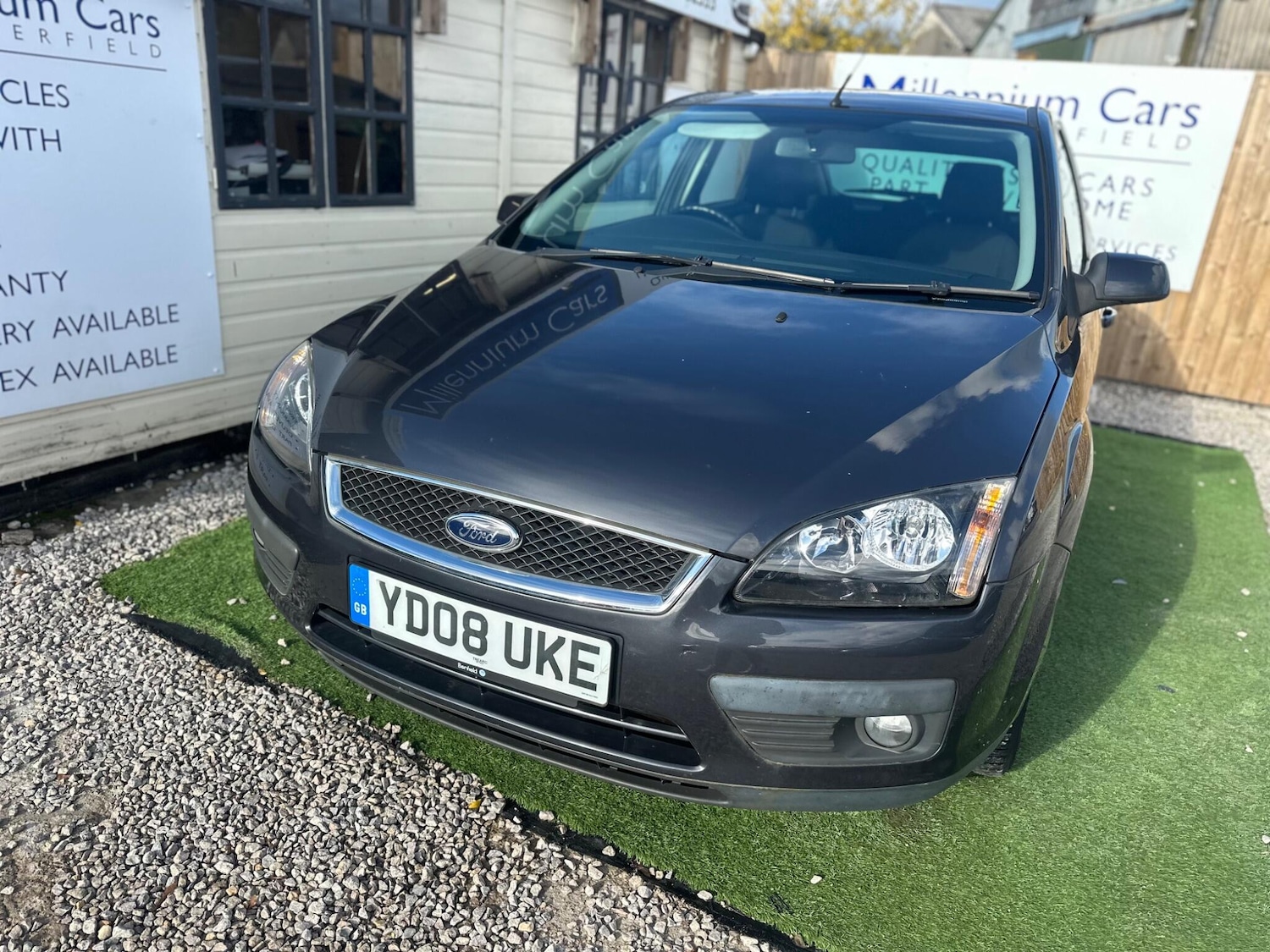 Used Ford Focus 2008 for sale - 76359849: Photo 2