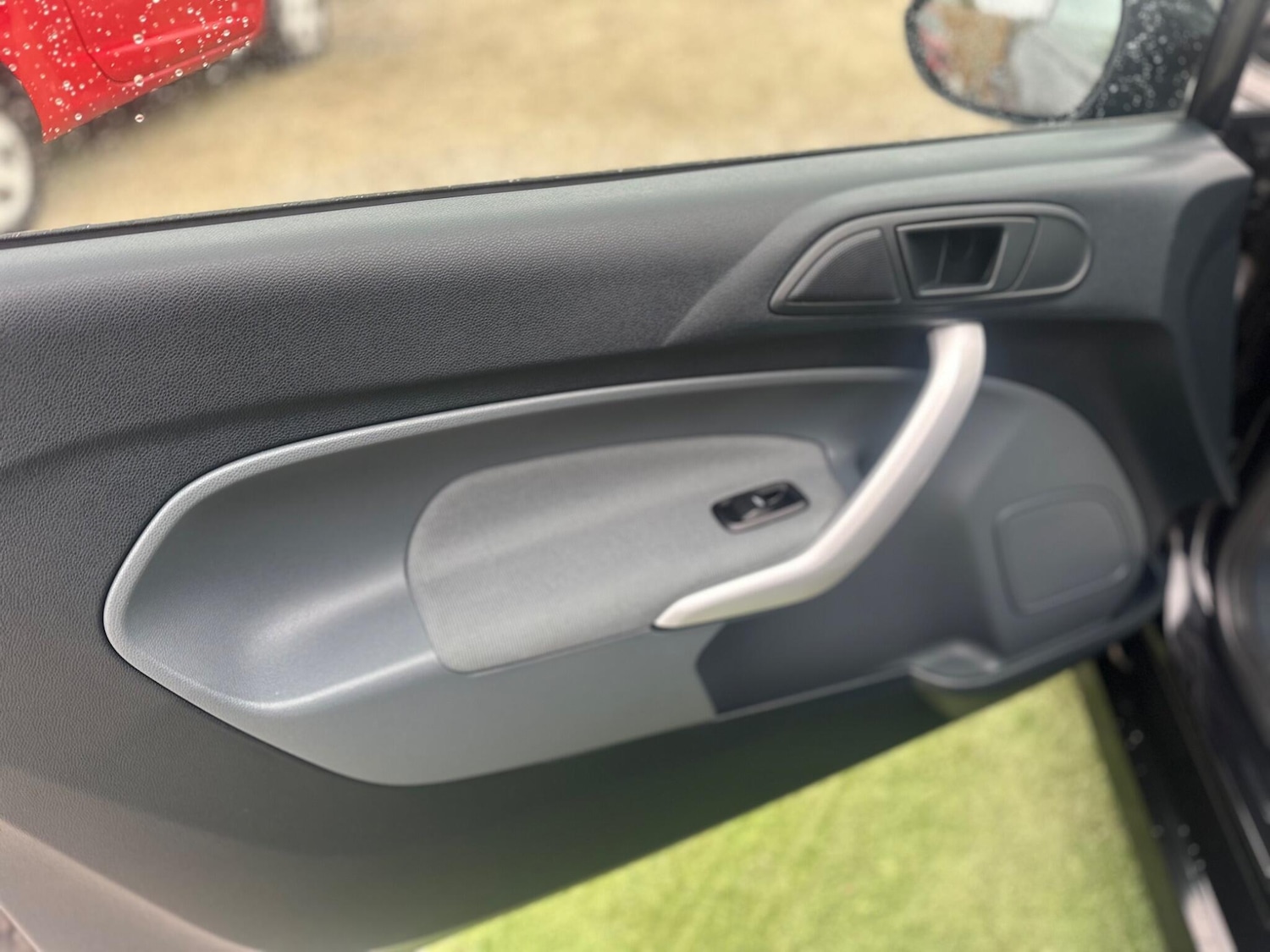 Used Ford Fiesta 2010 for sale - 76425612: Photo 15