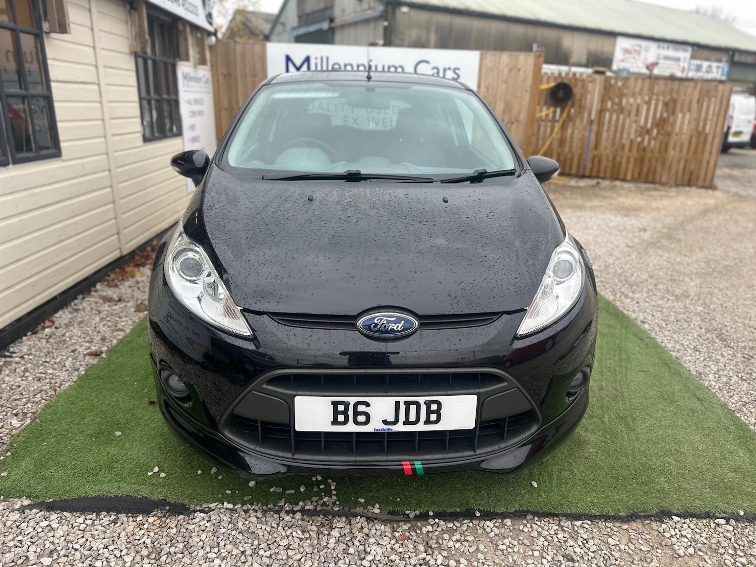 Used Ford Fiesta 2010 for sale - 76425612: Photo 3