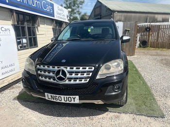 Used Mercedes-Benz M Class 2010 for sale - 78982093: Photo
