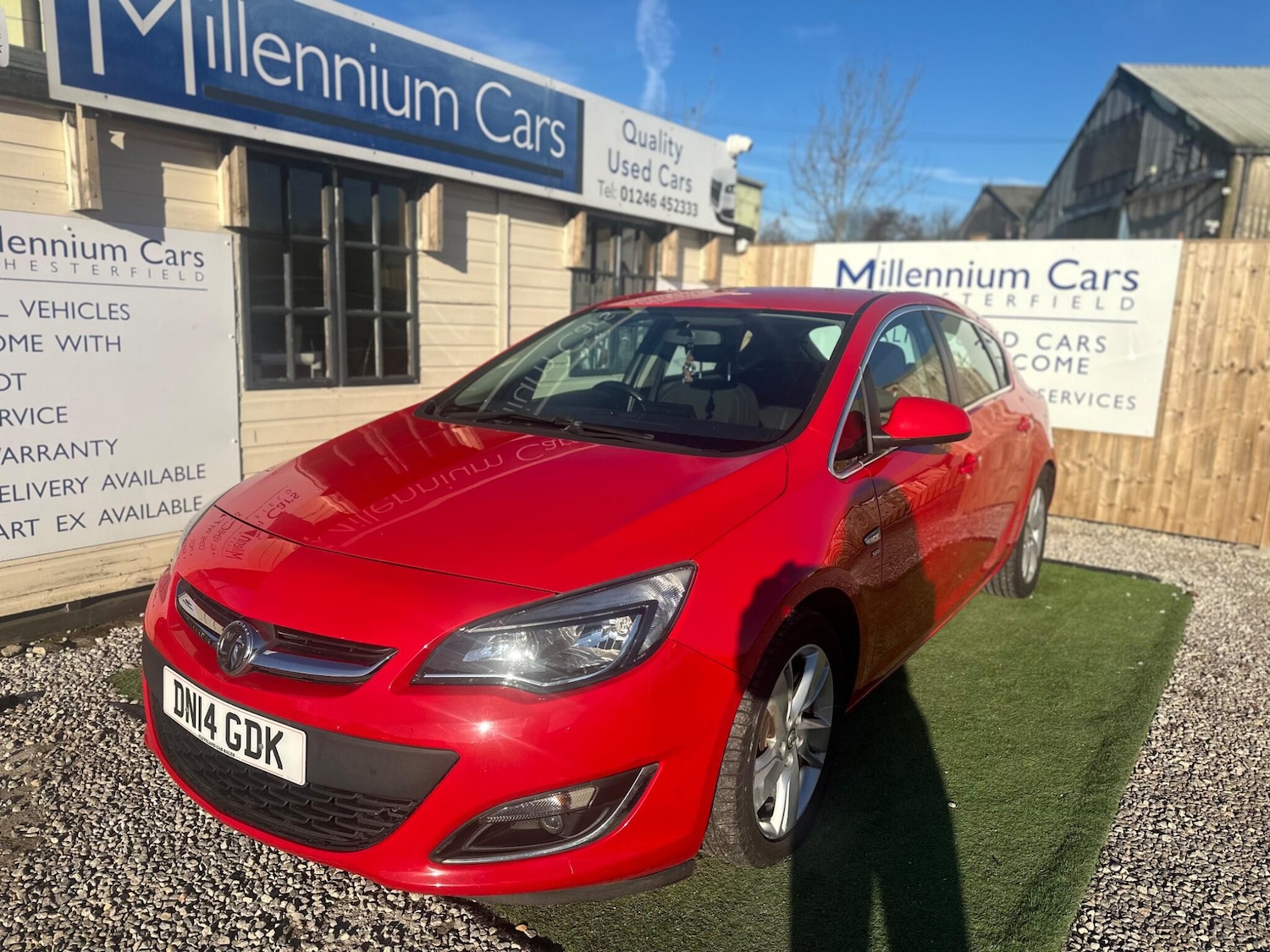 Used Vauxhall Astra 2014 for sale - 76702315: Photo 1