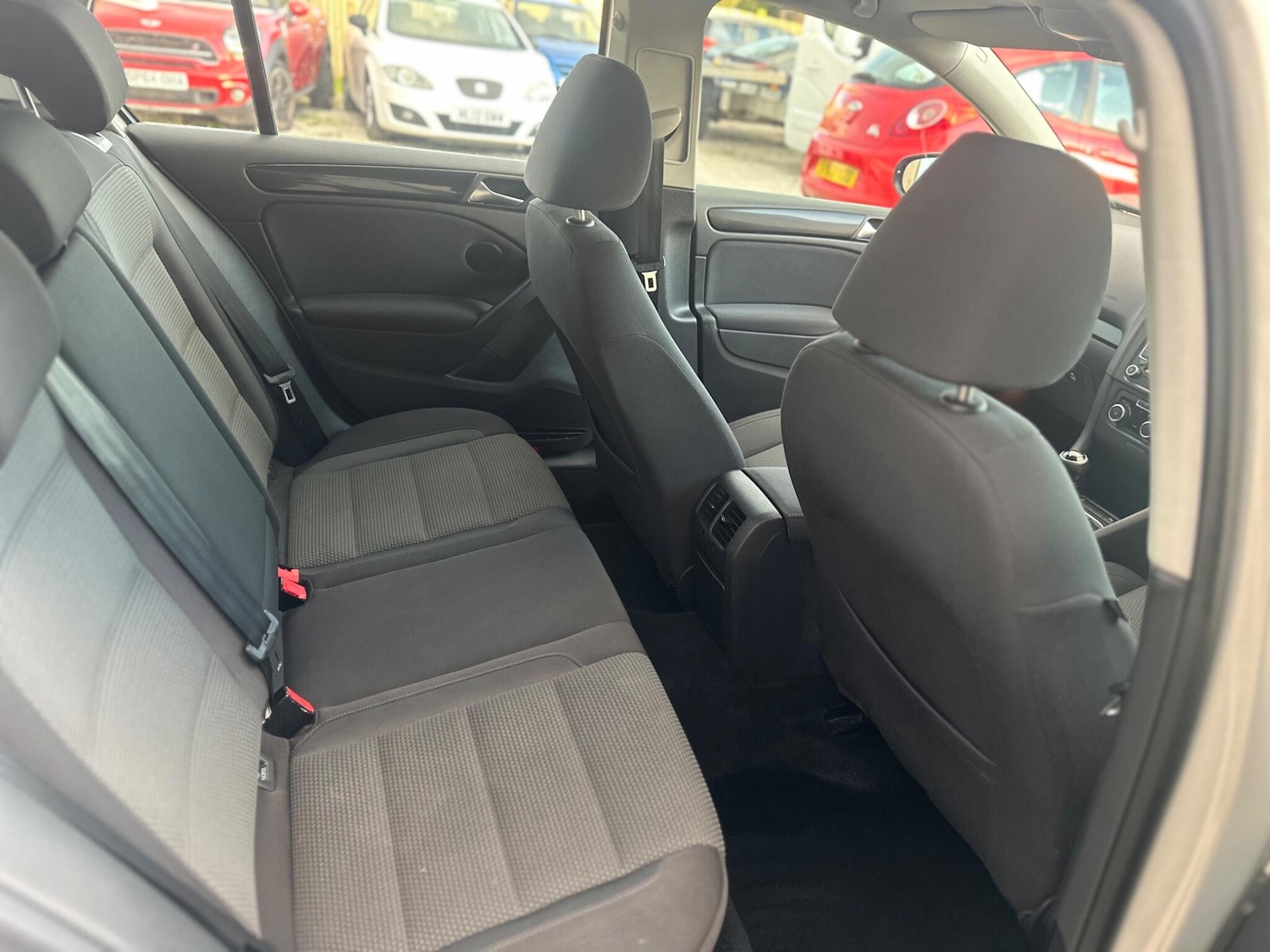 Used Volkswagen Golf 2010 for sale - 76399041: Photo 21