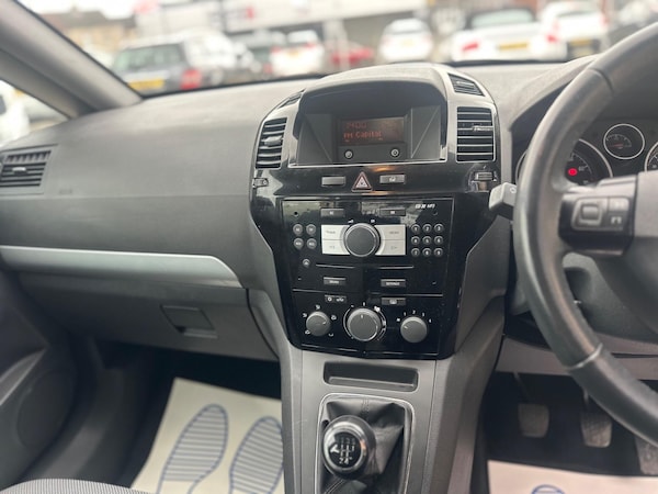 Used Vauxhall Zafira 2013 for sale - 76238736: Photo 33