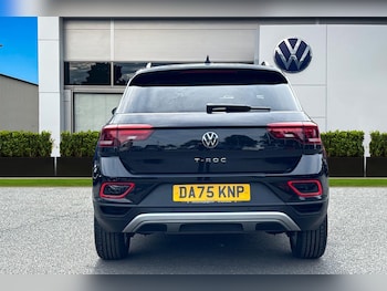 Used Volkswagen T-Roc 2025 for sale - 79138371: Photo