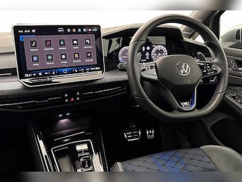 Used Volkswagen Golf 2025 for sale - 79241658: Photo