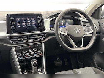 Used Volkswagen T-Roc 2025 for sale - 79217606: Photo