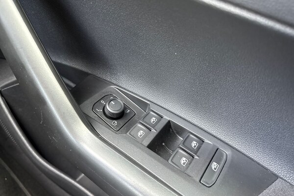 Used Volkswagen Polo 2022 for sale - 76218640: Photo 25