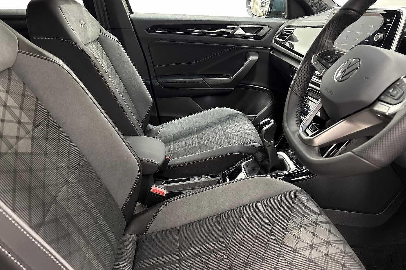 Used Volkswagen T-Roc 2025 for sale - 77262582: Photo 11