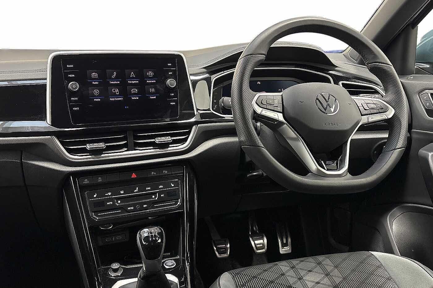 Used Volkswagen T-Roc 2025 for sale - 77262582: Photo 2