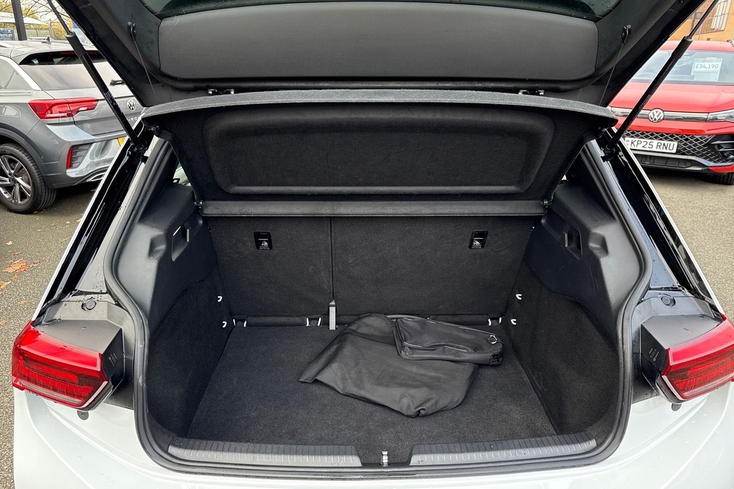 Used Volkswagen ID.3 2022 for sale - 76516016: Photo 7