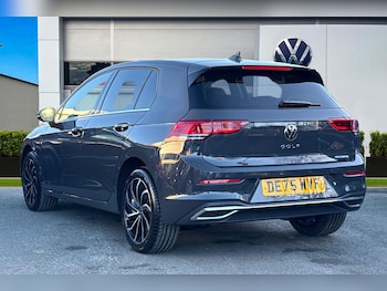 Used Volkswagen Golf 2025 for sale - 78107528: Photo