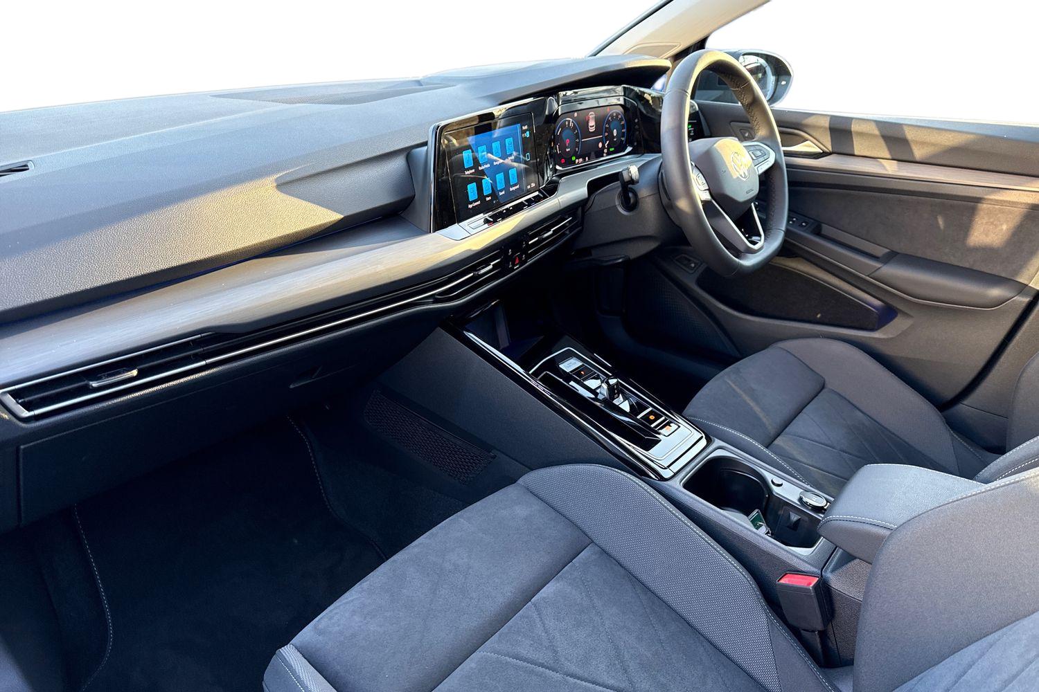 Used Volkswagen Golf 2025 for sale - 78107528: Photo 9