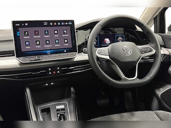 Used Volkswagen Golf 2025 for sale - 78826836: Photo