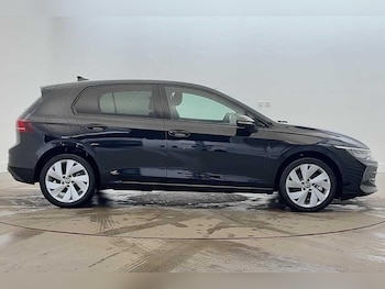 Used Volkswagen Golf 2025 for sale - 78826836: Photo