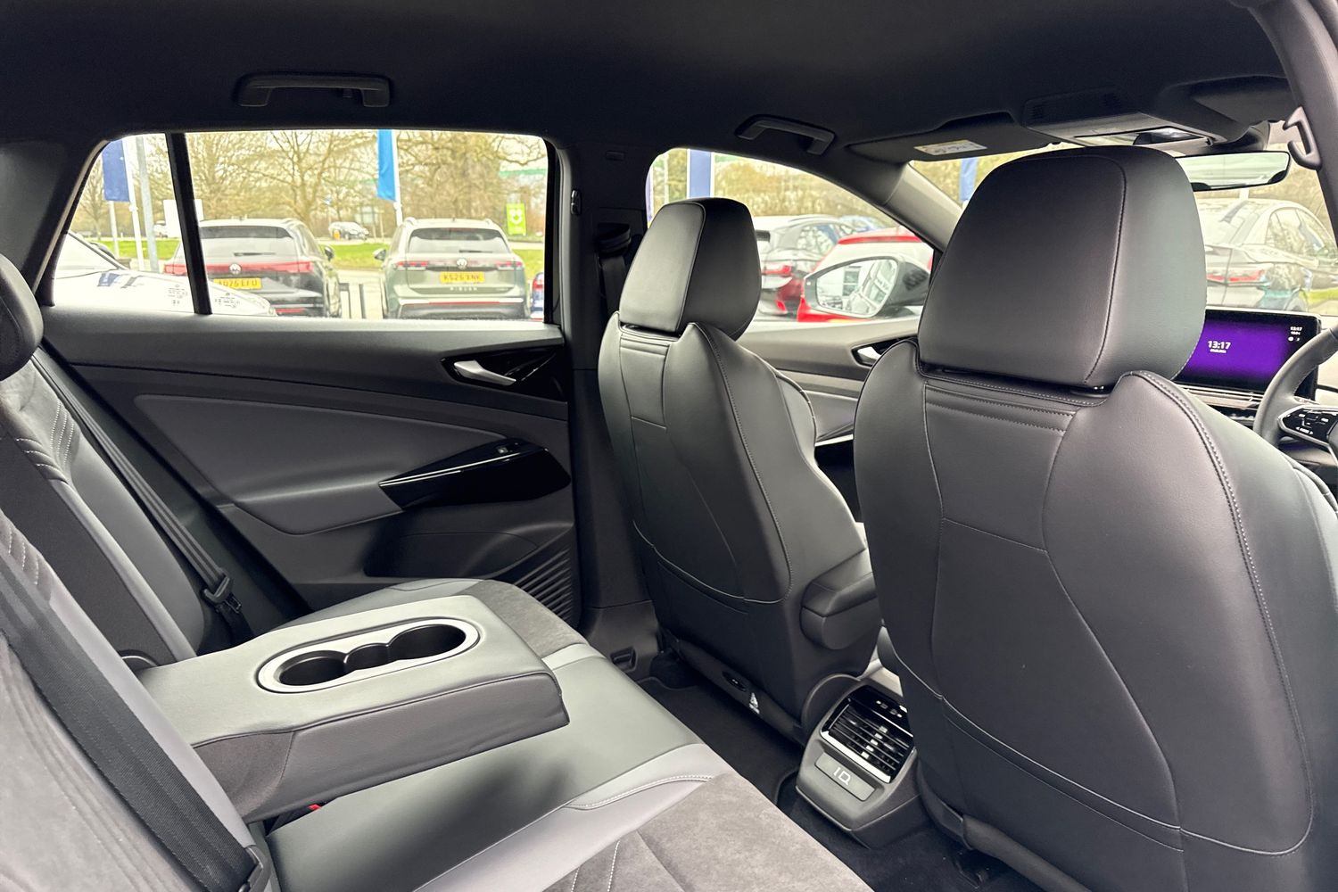 Used Volkswagen ID.4 2025 for sale - 77812525: Photo 36