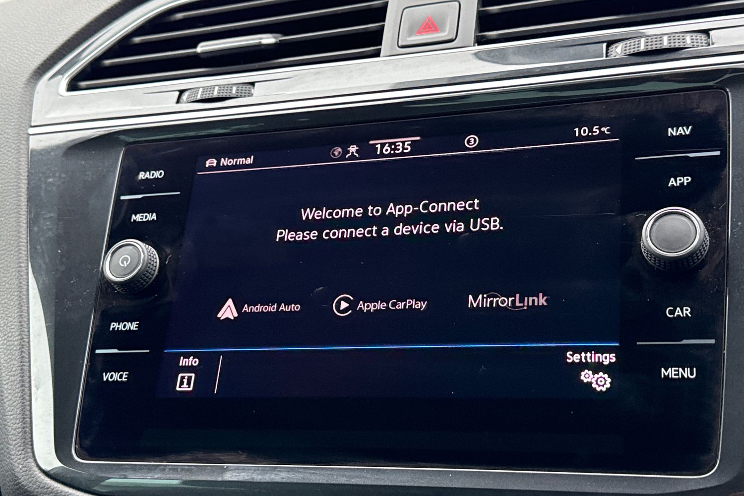 Used Volkswagen Tiguan 2021 for sale - 77649251: Photo 28