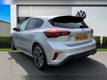 Used Ford Focus 2023 for sale - 78673631: Photo