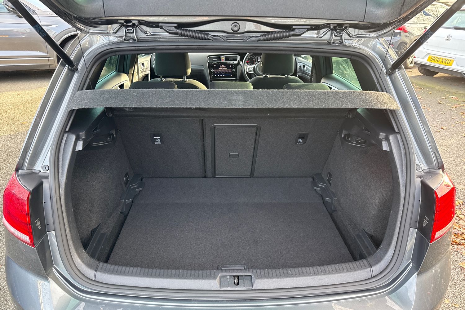 Used Volkswagen Golf 2018 for sale - 76909414: Photo 7