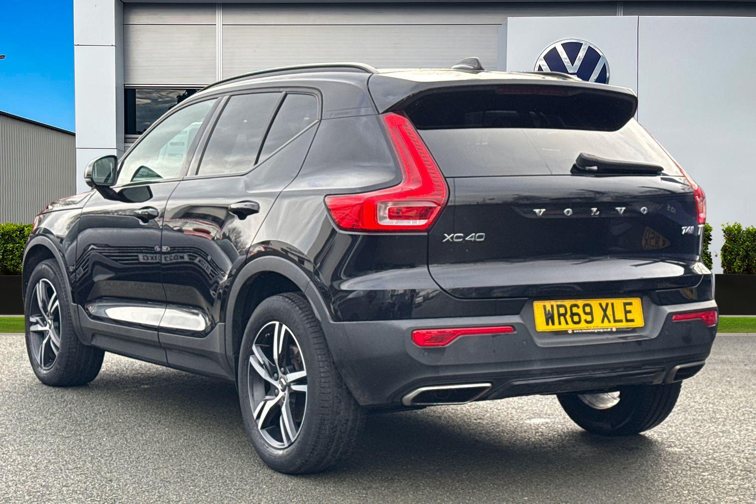 Used Volvo XC40 2019 for sale - 77340872: Photo 2