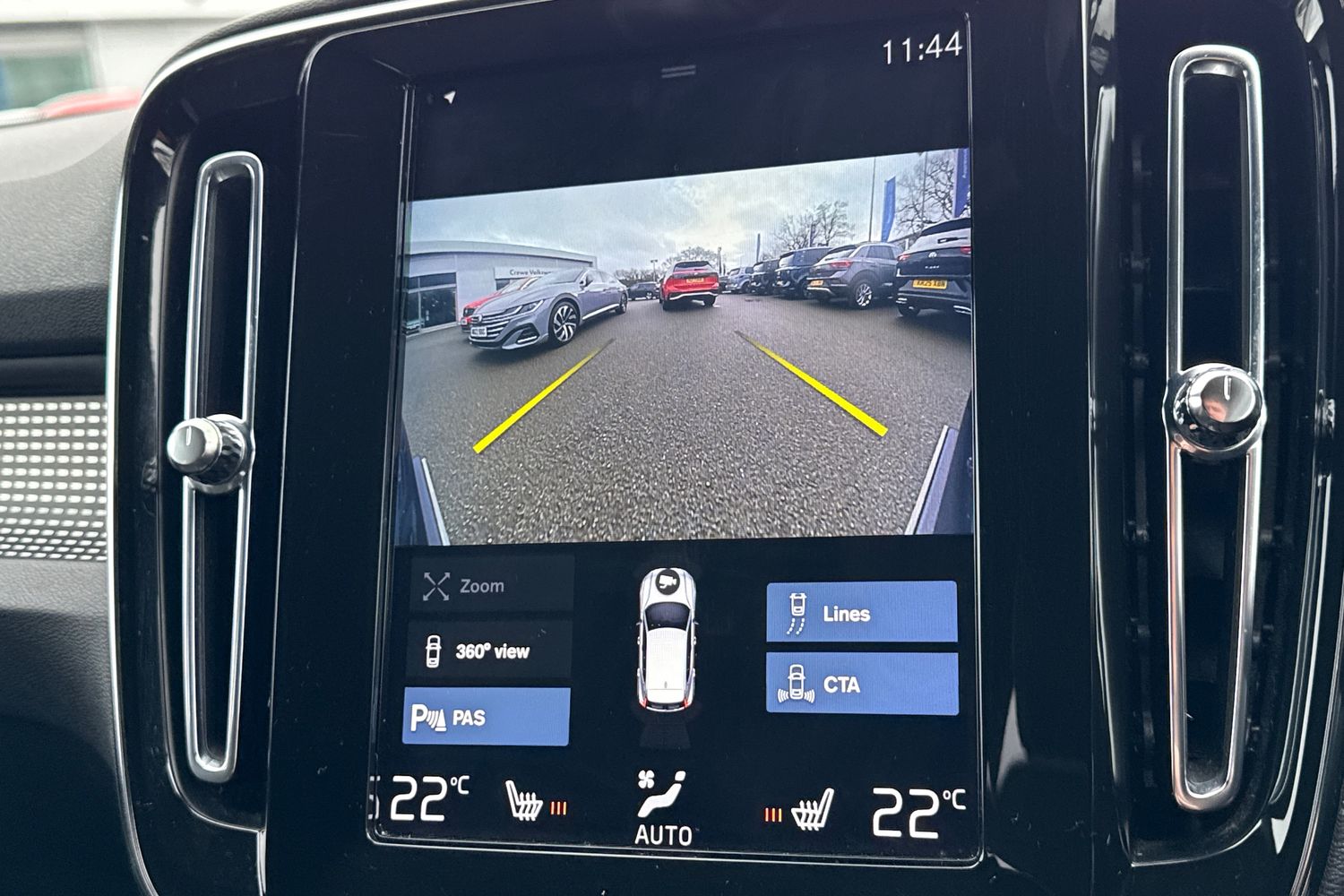 Used Volvo XC40 2019 for sale - 77340872: Photo 29