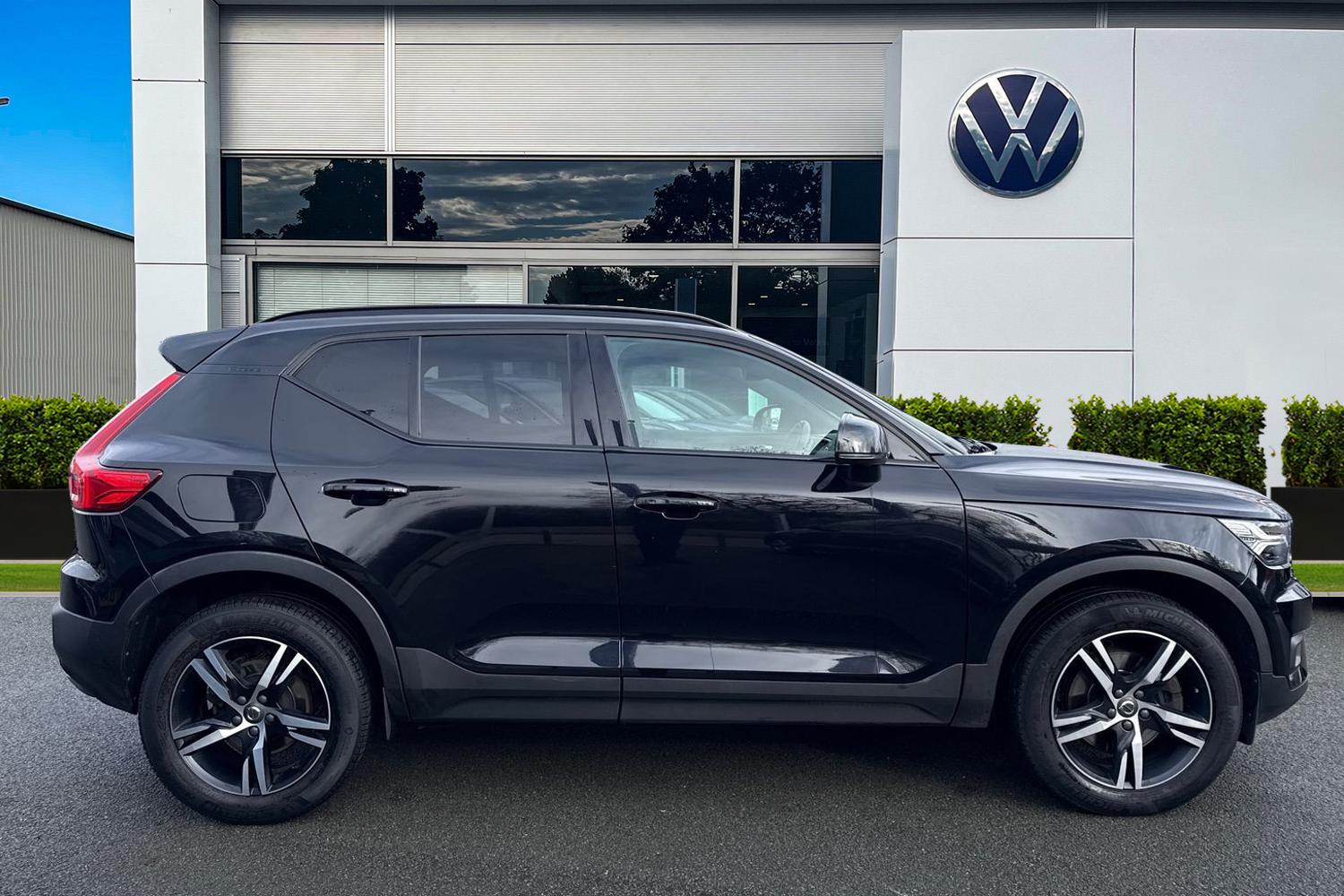 Used Volvo XC40 2019 for sale - 77340872: Photo 3