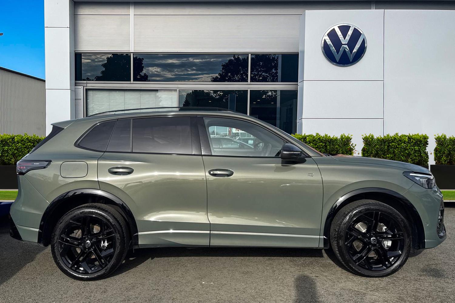 Used Volkswagen Tiguan 2025 for sale - 77642111: Photo 3