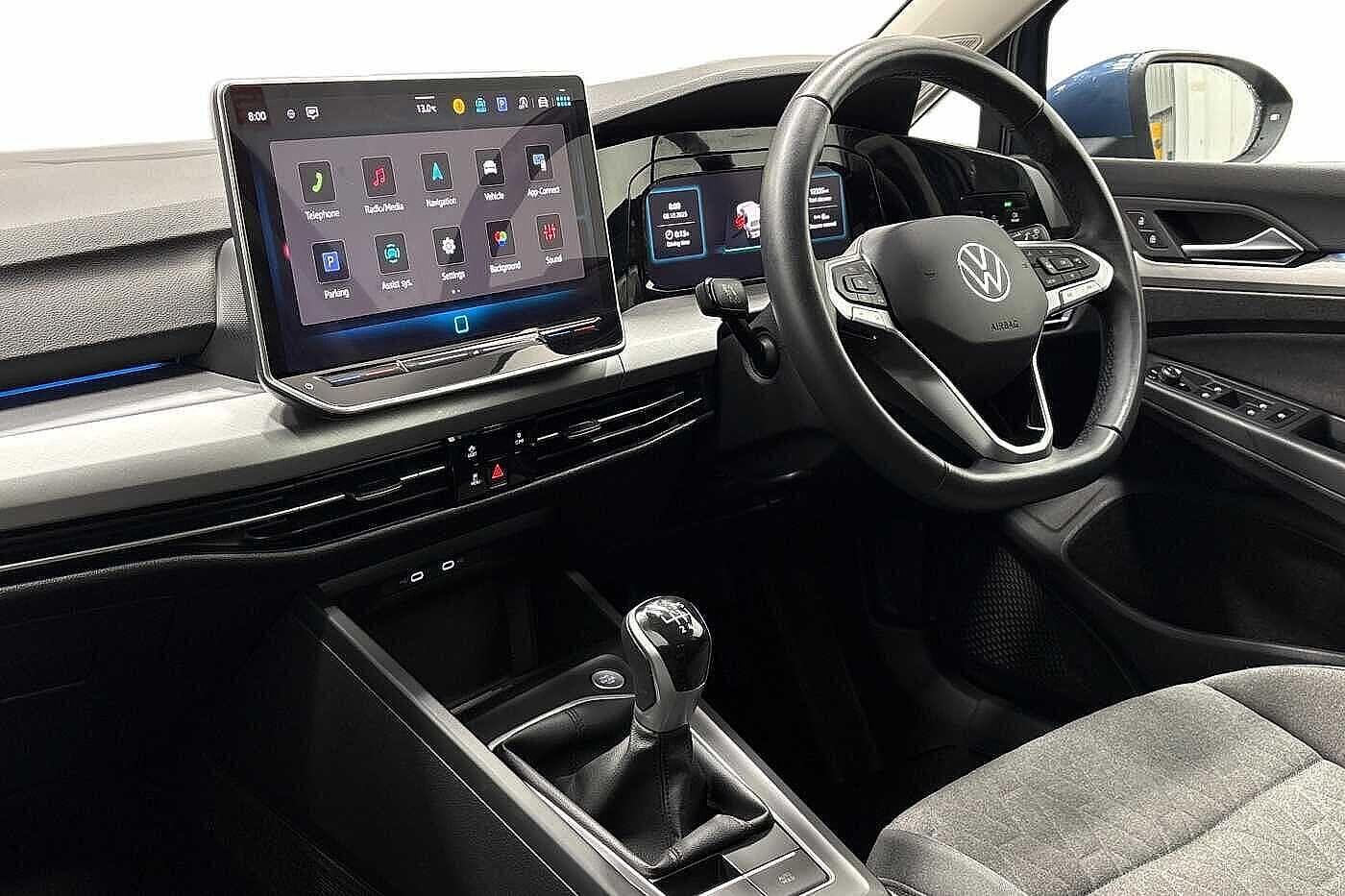 Used Volkswagen Golf 2024 for sale - 76469280: Photo 2