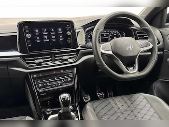 Used Volkswagen T-Roc 2025 for sale - 79241463: Photo