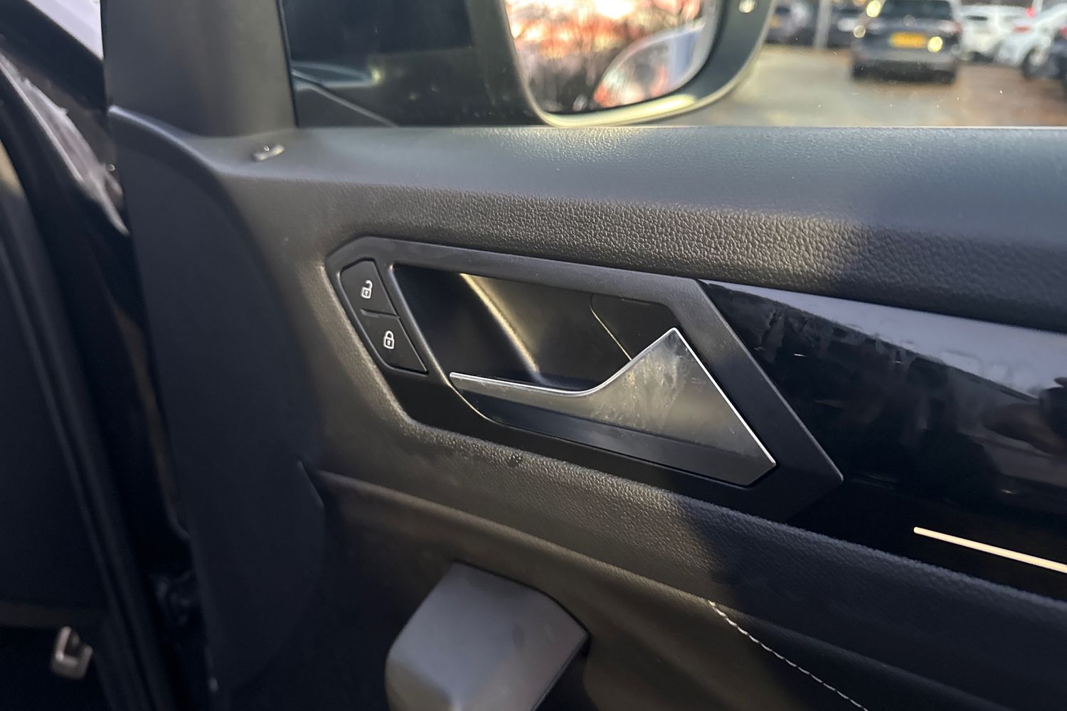 Used Volkswagen T-Roc 2025 for sale - 76890136: Photo 21