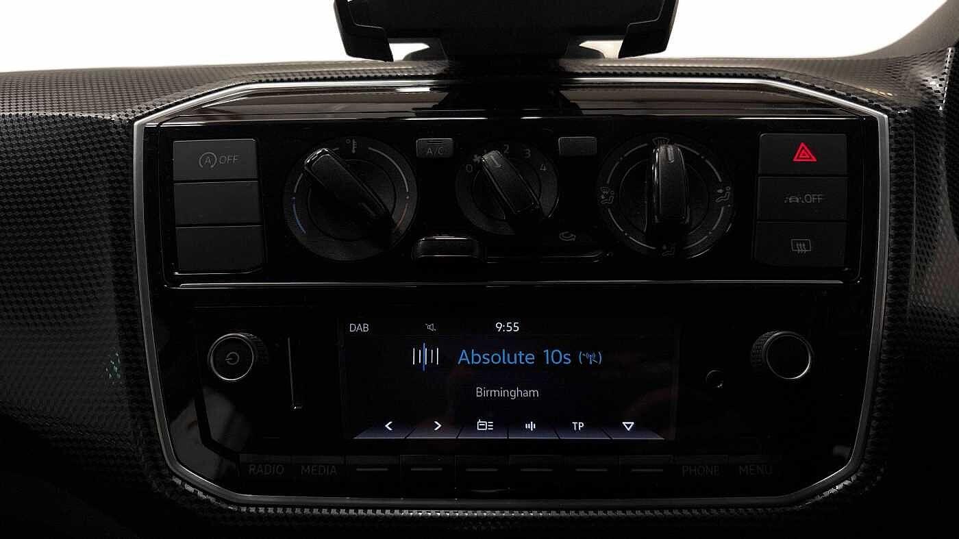 Used Volkswagen up! 2023 for sale - 76590422: Photo 9